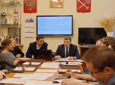 В Дворцовом округе состоялось заседание депутатов МС