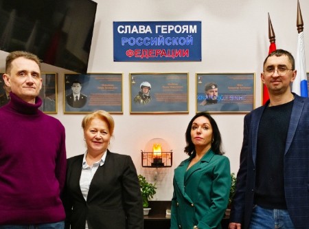Продолжается акция "Тепло для героя"