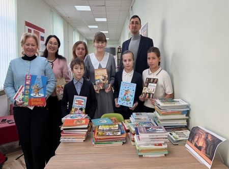 От юных дворцовцев для самых маленьких дворцовцев