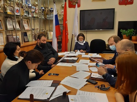 Принят в первом чтении