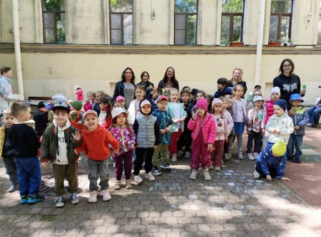 Давайте вместе Землю украшать